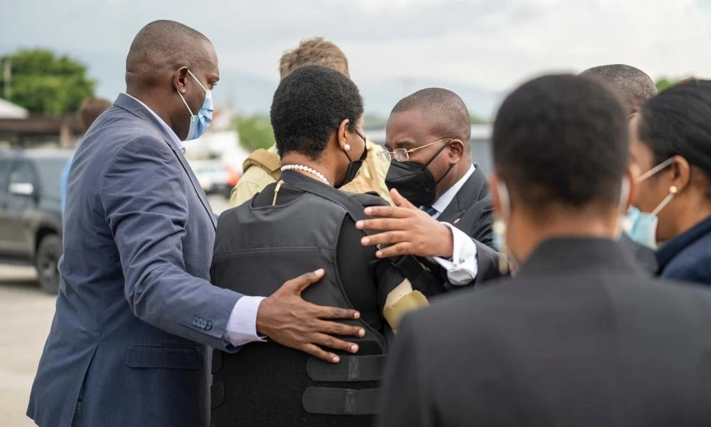 Αϊτή: Η χήρα του δολοφονημένου προέδρου επέστρεψε για την κηδεία του